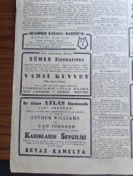 Cumhuriyet Gazetesi - 22 Mart 1948 - İtalya Müzayedede Abidin Daver Başmakale - İtalyan Komünistlerine İndirilen Büyük Darbe - Demokrat Parti Haysiyet Divanı Çarşamba Günü Toplanıyor - Demokrat Parti Haysiyet Divanı Başkanı Hamit Şevket İnce - Doğuda Sovyet Baskısı - Yunan İtalyan Andlaşmasına Doğru - Fenerbahçe Dün Galatasaray'ı 3 1 Yendi Fotoğraf - Yahudiler Meydan Okuyorlar - Kamplarda Bulunan Türkler - Goebbels'in Hatıraları Yazı Dizisi - Muammer Karaca Maksim Hangisi Büyük Operet - Kadınların Sevgilisi Bu Akşam Atlas Sinemasında - Huzur Yazan Ahmet Hamdi Tanpınar Yazı Dizisi - Öz Fenerbahçe Bugün Çıktı - Gazete Sahifeleri Yazan Burhan Felek - Hitler'in Propaganda Nazırı Goebbels'in Kardeşi Konrad Yargılanacak - Bugünkü Radyo Programı - Lion Mağazası - Vaquez Tansiyon Aletleri Gelmiştir - Ferguson Radyoları Nur Mağazasında - Bursa'da Ekmek Sıkıntısı - Ereğli Liman İnşaatı Fotoğraf - De Gasperi Yardım Anlaşmasını İmzalandıktan Sonra Fotoğraf