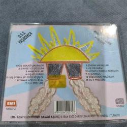 DÜŞ SOKAĞI SAKİNLERİ / YAŞADIKÇA (Dönem CD)
