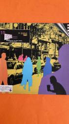 ANKARA ULUSLARARASI FİLM FESTİVALİ DERGİSİ -  ARALIK 2003 - ANKARA ULUSLARARASI FİLM FESTİVALİ - HALİT REFİĞ - İNCİ DEMİRKOL - OĞUZ ONARAN - AYSAN SÜMERCAN - ZÜLFÜ LİVANELİ - ALİ KARADOĞAN - SELDA SALMAN - CAN ERTUNA - CUMHUR CANBAZOĞLU - ZÜLFÜ LİVANELİ - OKTAY BULGAY - YASEMİN KIRMACI - ZEYNEP ATAKAN - YUNUS ADIGÜZEL - TEOMAN VARDAR - ENVER KOLAÇ - LİDER ANAÇ - AKIN CANKO - FAHRİ KAPLAN - BORA TÜRKKAN - SİBEL K. TÜRKER - MUAMMER ŞANLI - ENDER AYDIN - BÜLENT GÜNDÜZ - SERDAR AYGÜN - HAKAN PAŞALI - ELİF KAYNAR - ZİYA ÖZTAN - DERVİŞ ZAİM - REİS ÇELİK - ÖMER KAVUR - HAKAN HAKSUN - ERCAN DURMUŞ - YÜKSEL YAVUZ - ÜMİT CİN GÜVEN - TAN TOLGA DEMİRCİ - AMİR KHALILZADEH - OSMAN OZAN ÖZBANAZİ - GONZALO ZONA - CARLOS A. MORELLI - MEREDITH ROOT - ABDÜLHAMİD DÜŞERKEN - ÇAMUR - İNAT HİKAYELERİ - KARŞILAŞMA - KOLAY PARA - KÜÇÜK ÖZGÜRLÜK - METROPOL KABUSU - GEÇİŞ - HAYAL KURGUSU - HAYATIMIN ÖZETİ - KORKULUK - MUTLU BİR ADAM - KIZ 24 - AZİZ NESİN EMEK ÖDÜLÜ - ULUSAL UZUN FİLM YARIŞMASI - ULUS - 115 SAYFA - İdil Koleksiyon