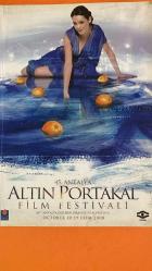 ALTIN PORTAKAL DERGİSİ - 2008 EKİM - ALTIN PORTAKAL - TÜRSAK - CEMAL ŞAN - BEN HOPKINS - KURTULUŞ ZEYDAN - SELÇUK ERZURUMLU - ETHEM ÖZGÜVEN - KÜRŞAT KIZBAZ - DİLBER'İN SEKİZ GÜNÜ - PAZAR BİR TİCARET MASALI - GÖNLÜMÜN SAĞ ALT KÖŞESİ ZAP - MEVLANA AŞKIN DANSI - ULUSAL UZUN METRAJ FİLM YARIŞMASI - ULUSAL BELGESEL FİLM YARIŞMASI - AŞK ÜÇLEMESİ RUH KALP AKIL - HAKKÂRİ ÜÇLEMESİ CİLO VE BERÇELAN - RUMİ BELGESELİ - İSTANBUL ÜNİVERSİTESİ - GAZİ ÜNİVERSİTESİ - BİLGİ ÜNİVERSİTESİ - SİNEMA-TV BÖLÜMÜ - TRT BELGESELLERİ - YENİ SİNEMACILAR GRUBU - FESTİVALDE ULUSLARARASI YÖNETMENLER - FESTİVALDE EDEBİYAT VE MİZAH ETKİSİ - KARAKTER ODAKLI FİLMLER - BELGESELDE TOPLUMSAL TEMALAR - BELGESELDE TARİHİ DERİNLİK - DİNİ VE TASAVVUFİ BELGESELLER - SİNEMADA İLETİŞİM VE DÖNÜŞÜM - SINEMA-SANAT AKADEMİLERİ ETKİSİ - YABANCI YÖNETMENLERİN TÜRKİYE YOLCULUĞU - FESTİVALİN KÜLTÜREL KÖPRÜ OLUŞU - TOPLUMSAL AĞRI VE YOKLUĞUN İZİ - BELGESELDE YÖRESEL KİMLİKLER VE GÖÇ HİKÂYELERİ– 220 SAYFA