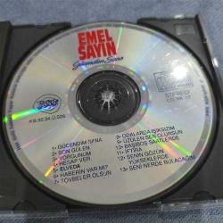 EMEL SAYIN / GÜCENDİM SANA (Dönem CD)