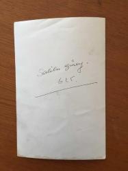 BEYAZ PERDENİN PRENSİ, YEŞİLÇAM'IN YILDIZ OYUNCUSU SALİH GÜNEY'İN ORİJİNAL 2'Lİ FOTOĞRAF SETİ - 18 x 12 cm EBADINDA - SALİH GÜNEY FUTBOL SAHASINA MAÇ OYNAMAK İÇİN ÇIKARKEN ÇEKİLMİŞ 2 FARKLI KARE, 9 NUMARALI FORMASIYLA FUTBOLCU SALİH GÜNEY
