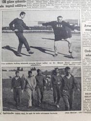 Hürriyet Gazetesi - 6  Nisan 1955 - Güreş Milli Takımının Seçmeleri - Filipin Zelzelesinin Korkunç Tahribatı Fotoğraf - Sarışın Bomba Marilyn Monroe Fil Üstünde Fotoğraf - Yemen İşi Arap Saçına Döndü - Habere Göre İmam Ahmed Asileri Mağlup Ederek Tekrar Tahta Döndü - Futbol Federasyonu Reisi Hasan Polat Takımımız Fransa B Takımı Karşısında Muvaffak Oldu Dedi - Beşiktaş Takımında Uzun Süredir Oynayan Şevket Ve Dr. Hikmet Antrenmanda Fotoğraf - Fenerbahçeliler Toplu Halde İdman Bırakıyor - Merkez Bankası Kanunu Tadilatı - Avusturya Milli Maç Yapacak Teklife Etti - Asrın En Büyük Aşkı Prenses Margaret İle Towsend'in Gönül Macerası Fotoğrafı - Seri İlanlar - Suriye'de Kızıl Teşkilatın İçyüzü - Suriye meclisinin Komünist Mebusu Halit Bektaş ve Avaneleri - Suriye'de Müslüman Kardeşlerin Lideri Mustafa Elsibai Fotoğrafı