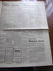 Bayram Gazetesi - 28 Ekim 1947 - Bolşeviklerin Anladığı Ve Sevdiği Dil Yazan Abidin Daver Başmakale - Dün Yeşilköyden Kalkan İsveç Uçağı Parçalandı - Ölenler Arasında 16 Türk Var - Cumhuriyet Bayramı Bugün Başbakan Hasan Saka'nın Nutkuyla Açılıyor - İstanbullular Kurban Bayramını Nasıl Geçirdi - Müslüman Aleminin Türkiye'ye Duyduğu Hayranlık - General De Gaulle Fransız Parlamentosunun Derhal Dağıtılmasını İstedi - Prenses Elizabeth Balayını Ramsey Civarında Geçirecek - İstanbul'un 500. Yıldönümü Yazan M. Ragıp Esatlı - Lüküs Hayat Ses Tiyatrosunda - Hikaye Mahmut Efendi Yazan Bedirhan Çınar - Kızılay Gençlik Kurumu Nasıl Çalışıyor Yazan Fikret Alasya - Kıbrıs'ta Bir Gün Yazan Faruk Fenik - Deli Hüseyin Paşa'nın Kulakları Çınlasın - Konya İntibaları Yazan Ahmet İhsan - Dünya Olayları Makine Devri - Radyo Programı - Airmec Radyo - Türkiye İş Bankası