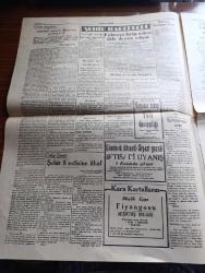 Bayram Gazetesi - 27 Ekim 1947 - Hürriyet Nasıl Kök Tutar Yazan Ahmet Emin Yalman - Türk Topraklarından Fedakarlık Yapılmaz - General Eisenhower'in Beyanatı - Celal Bayar İneboluda - Türkiye'nin Uzak Doğu'da En Candan Dostu Pakistan - Sporcularımızın İran'da Zaferi - Güreşçilerimiz Bütün Rakiplerini Tuşla Yendi - Futbol Takımımız 10 1 Takip Geldi - Şeref Stadında Galatasaray Beşiktaş Maçında İki Heyecanlı An Fotoğraf - Koleraya Karşı Mücadele Devam Ediyor - 5 Dakika 5 Saniyede 5 Arap Memleketinin 5 Payitahtı - 1948 Ebüzziya Duvar Takvimi - Emirin Kızı Leyla Bugün Bayram Şerefine Elhamra Sinemasında - Boğazın İncisi Canlı Balık - Mısırın En Sevilen Aktristi Raika İbrahim Fotoğraf - Tarzan Geliyor Fotoğraf - Joan Fontaine Fotoğrafı - Dorothy Lamour Fotoğraf - Rita Corday Paul Croset Oldu Fotoğraf - Türkiye İmar Bankası - General Electric Ampul - Philips Ampul