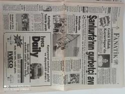 FANATİK SPOR GAZETESİ FANATİK SPOR DOĞUM GÜNÜ GAZETESİ -23 Haziran 1998-iran'da futbol bayramı-adaya Rumen ateşi-İngiltere karşısında moldovan-romanya 2 turu garantiledi-kolombiya-trt 1-galatasaray-popesko-hacı-bükreşte halk adeta çıldırdı-eksen optik grup-rekabet başladı bile-baliçin melekleri-Özay oral-mehmet Ali canbek-necati bilgiç-sarı kanaryalar-fenerbahçe-fener'de transfer bitmez-altyapı cıvıl cıvıl-refioğlu-şan-aziz yıldırım-kayserispor-golcü haluk-şanlıurfa-trabzonspor file bekçisi nihat-trabzonspor -Altay'ın özlemi bitti-kocaeli spor uludağ'da-irfan aykurt-türkcell-Gökhan germen-tv programı-spor ekranı-atv-show tv-kanal 6-kara kartallar-temel özalak-bülent-necmettin tok-tadelle-Efes pilsen-iran'da futbol bayramı-allah yardım etti-abd- FIFA taviz vermiyor-