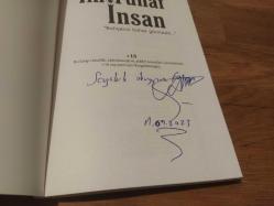 İki Tuhaf İnsan (isme imzalı)