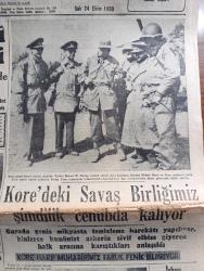 Cumhuriyet Gazetesi - 24 Ekim 1950 - Muallim davası Cumhuriyet Başmakale - Demokrat Parti istişari Kongresi sona erdi - Kore'deki Savaş birliğimiz şimdilik cenupta kalıyor - Türk askeri heyeti azaları cephede fotoğraf - Birleşmiş Milletler'in 5.  yıldönümü - Yüksek Öğretmen Okulu dün törenle açıldı - sayın neticeleri iki üç güne kadar ilan edilecek - Atina'da  açılan Türk ressamları sergisi fotoğraf - yeni Sovyet başkonsolosluğu Petrov Vali Fahrettin Kerim Gökay'ı ziyaret etti - karanlık oda yazan Peride Celal yazı dizisi - Batı Almanya'nın silahlandırılması - zümrelerin galebesi yazan Burhan Felek - hep o masal yazan Kemal Ragıp enson yazı dizisi - Türkiye yüzme birincilikleri yazan Suat Erler  - Türkiye yüzme şampiyonlarından Haldun İşmen Ve Süha Erler Fotoğraf -şehzadebaşı'nda yeni modern Turan sineması - Kahraman Yahudi Yıldız ve İnci sinemalarında - Türk Mısır milli maçını radyo verecek - 1950 1951 Yunus Nadi Mükafatı Milli Mücadeleye Ait Bir Hatıra Rahime Onbaşı