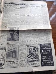 Cumhuriyet Gazetesi - 6 Eylül 1954 - tarihe karışan proje yazan Nadir Nadi Başmakale - Yunanistan Kıbrıs için Arap devletlerinden yardım istedi - NATO askeri tatbikatı - Cumhurbaşkanı Celal Bayar ve Mareşal Tito Dün belgrad'da yapılan Geçit resmini seyrederken fotoğraf - Kızıl Çin milliyetçilere karşı taarruza geçti - Fenerbahçe Beyoğlusporu 6 0 Yendi Fotoğraf - Beşiktaş Adaleti 4 0 Yendi - ankara-izmir bisiklet yarışları - Selçuk isimli Türk vapuruna beyrut'ta haciz kondu - Adsız Sultan yazan Kemal Ragıp yazı dizisi - Pazartesi konuşmaları yazan Bedri Rahmi Eyüboğlu - tütünün kanserle alakası yok - sade suya yazan Burhan Felek - Cibali Karakolu Yarın akşam Kadıköy Yoğurtçuda - Ford tahvillerini satıyor - Churchill'e göre üçüncü Dünya Harbi ilan edilmeden başlayabilir - Film Yıldızı Neriman Köksal Puro Tuvalet Sabunu Kullanıyor - Vefa Eyüp takımını 5 0 Yendi - çıplaklar cemiyetinde Neler Gördüm yazan Feyyaz Tokar yazı dizisi - Bayan İhsan Solok Cevdet kudret'i anlatıyor röportaj