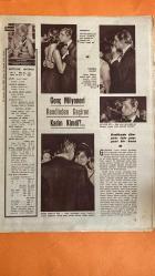 HAYAT DERGİSİ - 13 EYLÜL 1962 KAPAK : KIM NOVAK - GUNTHER SACHS - PRENSES SÜREYYA - MARILYN MONROE - GEORGE BIDAULT - CHARLES DE GAULLE - LADY BIRD JOHNSON - LYNDON JOHNSON - CLAUDIA ALTA TAYLOR JOHNSON - MEVHIBE İNÖNÜ - İNCİ PİRİNÇÇİOĞLU - TİFDRUK MATBAACILIK - TÜRBEDAR SOKAK - ÇATALÇEŞME SOKAK - AYDINLIK HAN - İZMİR CADDESİ - YARINKİ DÜNYAMIZ NASIL OLACAK - MARILYN'DEN SONRA SIRA KİMDE - YALNIZDILAR - AŞK GÜZEL ŞEY - KENDİNDEN GEÇMİŞTİ - KATALOGDAN MODEL SEÇİYOR - SOĞUK SU ŞELALESİ ALTINDA - DÖVMECİ JACK - KOPENHAG - YEDİNCİ MİLLETLERARASI KÜLTÜR FESTİVALİ - TMTF - ALMAN - FRANSIZ - TUNUSLU - BELÇİKALI - MADAGASKARLI - İNGİLİZ - İSRAİLLİ - YUGOSLAV - TÜRK - BURÇ YORUMLARI - KOÇ BURCU - BOĞA BURCU - İKİZLER BURCU - YENGEÇ BURCU - ASLAN BURCU - BAŞAK BURCU - TERAZİ BURCU - AKREP BURCU - YAY BURCU - OĞLAK BURCU - KOVA BURCU - BALIK BURCU - BU GÜNKÜ DÜNYA - CEZAYİR - FRANSA - PARİS - SAIDA - COLOMBEY-LES-DEUX-ÉGLISES - CITROEN - FERRARI - CANNES - TWIST GECESİ - KAISERPRESS -  - 30 SAYFA