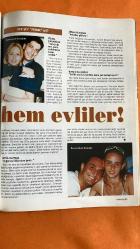 KADINCA DERGİSİ - MAYIS 1992 KAPAK : PRIZE DEODORANT – LAZERLE LEKESİZ TEN – ENSEST – DİK GÖĞÜSLER – KA-DER – SEKS GERÇEKLERİ – AŞKIN GÖZÜ – ANNELER GÜNÜ – ANNE ANILARI – İSMET ÖZHAN – PERİHAN SAVAŞ – CENK TORUN – NİLGÜN BELGÜN – BERKE HÜRCAN – BURÇİN ORHON – KIRIK KALPLER – KIRIK KALPLER PROGRAMI – METİN GÜRSOY – BENİAN KARATEKE – NEHİR – BANU – STÜDYO TANIŞMALARI – VİDEO BAŞVURU – BARIŞMA HİKAYELERİ – ÜNLÜ DARGINLIKLARI – CİCİ KIZLAR – SÜPER ON – YAYIN SÜRECİ – DOSTLUK İTİRAFLARI – PROGRAM KONSEPTİ – TUTKU GÖSTERİSİ - KADIN TEMİZLİKÇİLER – AŞK ACISI TEMİZLİĞİ – M. LEE – ŞİİR REÇETELERİ – KİŞİSEL İYİLİK FELSEFESİ – DÜRÜSTLÜK PAZARI – TERZİ SÖKÜĞÜ – TEMİZLENME SÜRECİ – İNANDIRICILIK – ERKEK VAKALARI – KADININ YENİDEN DOĞUŞU – ÖZDEMİR ASAF – CANSEVER – ŞİİR TERAPİSİ – DUYGUSAL KURTULUŞ – AŞK İYİLEŞMESİ – HAYAL KIRIKLIĞI TERAPİSİ – DÜNYANIN YARISI KADIN – YENİ HAYATA BAŞLAMAK – MARIA SKLODOWSKA – MARIE CURIE – POLONYA – PARİS – PIERRE CURIE – RADYOAKTİF MADDELER – NOBEL BİLİM - 114 SAYFA