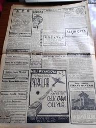 Cumhuriyet Gazetesi - 3 Temmuz 1940 - Balkan ufuklarında beliren tehlikeler yazan Yunus Nadi Başmakale - balkanlılar bir konferansa çağrılıyor - Kral Karol'un teklifine Berlin Henüz bir cevap vermedi - Rüzgar ordusundan bir müfreze dua esnasında fotoğraf - Macaristan seferberlikten vazgeçti ve rumen hududundaki orduyu geri çekti - Afrika harbi şiddetlendi - Afrika'da harekata sahne olan Libya Sudan Ve Habeşistan hudutlarını gösterir harita - Almanya üzerine müthiş hava baskınları yapıldı - Suriye'de müşterek müdafaa tedbirleri - Fransız ordusunun silahları alınıyor - Amerika tank livaları bir manevrada fotoğraf - General de Gaulle mahkemeye veriliyor - tarihte Türkler ve İngilizler yazan Ziya Şakir yazı dizisi - İngiltere Adası kaç defa istila edildi - Bulgar elçisi kristof'un vefatı - Ziraat Bankası Afyon alıyor -  Fransa neden mağlup oldu yazan Abidin Daver - Yasemin Dalları Yazan Server Bedi Yazı Dizisi - bugünkü radyo programı - Baker Büyük Mağazaları - AEG Vantilatörleri