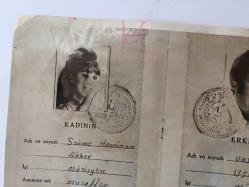 KAMURAN AKKOR'UN EŞİ VASFİ UÇAROĞLU'YLA EVLİLİKLERİ ÖNCESİ NÜFUS SURETLERİNİN FOTOKOPİLERİNİN AJANS BASIMI FOTOĞRAFI - 18 x 12 cm EBADINDA (AÇIKLAMAYI OKUYUNUZ)