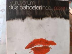 SEZEN AKSU YÜRÜYORUM DÜŞ BAHÇELERİNDE 3 CD    CD MÜZİK CD ORJİNAL MÜZİK ( CD 10884