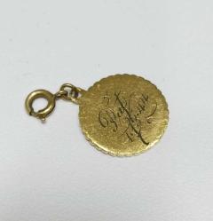 Antika Monet Altın Dolgu Kız Çocuğu Sülietli Charm Kolye Ucu 1944