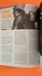 SOCRATES DÜŞÜNEN SPOR DERGİSİ - 2016 NİSAN ERIC CANTONA - PHILIPPE AUCLAIR - DAVID BLATT - O.J. SIMPSON - MURAT UYURKULAK - MÜJDE AR - SERDAR AKAR - ONUR ÜNLÜ - MEHMET AÇAR - EZGİ MOLA - GLEN RICE - ROBIN DE KRUIJF - ELİF TÜRKÖLMEZ - ALBERT CAMUS - DON HASKINS - ADOLPH RUPP - JACKIE ROBINSON - WILT CHAMBERLAIN - BILL RUSSELL - DAVID LATTIN - PAT RILEY - JERRY BRUCKHEIMER - EARL MANIGAULT - JAMES HUNT - NIKI LAUDA - MICHAEL JORDAN - BUGS BUNNY - BILL MURRAY - KOBE BRYANT - SPIKE LEE - PAULO DYBALA  SOCRATES - DÜŞÜNEN SPOR DERGİSİ - KURGUDAN DA ÖTE - 6 MAÇ KONUŞMASI - GLORY ROAD - BLACK HOOSIERS - NCAA TURNUVASI - KENTUCKY - TEXAS WESTERN - IRKÇILIK - BASKETBOLDA DEVRİM - HOOSIERS - REMEMBER THE TITANS - THE GOAT - MILLION DOLLAR BABY - FOXCATCHER - RUSH - SPACE JAM - NBA YILDIZLARI - MJ-KOBE İLİŞKİSİ - MICHAEL JACKSON'S JOURNEY FROM MOTOWN TO OFF THE WALL - TIME DERGİSİ - JUVENTUS - SERIE A - GENÇ YETENEKLER - INSTITUTO - EUROPEAN TRANSFER - FİNAL MAÇI - SPOR VE SİNEMA İLİŞK - 142 SAYFA