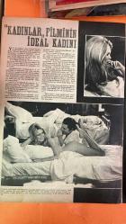 YEDİGÜN DERGİSİ -  1 HAZİRAN 1969 KAPAK : ALTAY DÖNMEZ – JEANNINE GAONAC’H – AHMET ALP – SEVDA FERDAĞ – SYDNEY POITIER – DEAN MARTIN – SILVA KOSCINA – NURHAN NUR – PACO RABANNE – ZEKİ MÜREN – FÜSUN ÖNAL – CAHİT OBEN – NECATİ ZİNCİRKIRAN – ÇETİN A ÖZKIRIM – EROL SİMAVİ – DEAUVILLE – HAEG WILRI – ORTAKÖY PTT – MANG DENİZİ – RENNES – DENİZDE ŞİŞE MESAJI – FRANSIZ KIYILARINDA TÜRK AŞKI – FRANSIZ GAZETELERİ – ŞAMPANYA ŞİŞESİYLE MEKTUP – POSTRESTANT MEKTUPLAŞMASI – FRANSIZ KIZLARIN CEVAPLARI – İSTANBUL ORTAKÖY – MODA DEFİLESİ – PARİS – VİYANA – ALİMİNYUM ELBİSE – GELECEĞİN MODASI – METAL GECELİK – YUGOSLAVYA – İTALYA SİNEMASI – ZENCİ OYUNCU – MÜZİKLİ FİLM – MEZARIMI TAŞTAN OYUN – 25 YIL SONRA AYNI ROL – FİLM KONTRATLARI – MADENİ KIYAFET AKIMI – MAGNUM ŞAMPANYA – FRANSIZ POSTANESİ – PAPATYA FALI – KİŞİLİK YORUMU – NİŞAN TAHMİNİ – AŞK TESPİTİ – FALDA SEVGİ İPUCU – SİVİLCE BAKIMI – PAPATYA KOMPRESİ – BURNDAKİ SİYAH NOKTALAR – OKSİJENLİ SU – BADEM YAĞI – YEDİGÜN POSTA KÖŞESİ – KISKAN  - 16 SAYFA