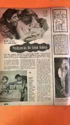 SES DERGİSİ -  26 AĞUSTOS 1967 KAPAK : YILMAZ GÜNEY – NEBAHAT ÇEHRE – MUALLA ÖZBEK – YILMAZ SAVAŞÇI – SAİT BÖRTECENE – ATIF YILMAZ – KOZANOĞLU FİLMİ – BÜYÜK EFES OTELİ – TUSAN OTELİ – KIVILCIM APARTMANI – TOPKAPI SARAYI – GALATASARAY – KANLICA – YEŞİLKÖY – İZMİR – KUŞADASI – SUADİYE GO-CART KULÜBÜ – GÜLGÜN ERDEM – MÜJGAN AĞRALI – AYNUR AYDAN – GÜLTEN CEYLAN – GO-CART FIRTINASI – FIRTINALI EVLİLİK – BOŞANMA TEŞEBBÜSÜ – BALAYI – DAYAK ŞARTI – VİLLA ŞARTI – ÇOCUK ŞARTI – İÇGÜVEYSİ YILMAZ – KIRMIZI DOSYA – VEKÂLETNAME – MAZİDEN KALAN FOTOĞRAF – ATATÜRK HEYKELİ ÖNÜNDE – UÇAKTA YAN YANA YER BULAMAYANLAR – YÜZME HAVUZU – KUMSALDA DENİZ KEYFİ – ŞARKILI BARIŞMA – EVLİLİĞİ AYAKTA TUTMA GAYRETİ – YIKILMA TEHLİKESİ – GAZETELERİ YALANLAMA POZU – KORKULU EVLİLİK – AYRILIK VE DÖNÜŞ – EV SAHİPLİĞİ KRİZİ – MÜSRİF YILMAZ – ÇÜRÜK BONOLAR – SANATÇI FEDAİLİ KOCA – NEBAHAT’İN MAZİSİ – YILMAZ’IN İSTİKBALİ – AİLE YUVASI SORUNU – YIKILAN EVLİLİKLER – TERZİHANE BARIŞMASI – İDAM SAHNESİNDEN KAÇIŞ  - 28 SAYFA