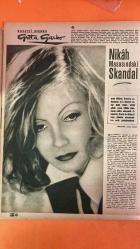 SES DERGİSİ -  ARALIK 1966 KAPAK : YILMAZ GÜNEY – NEBAHAT ÇEHRE – FATMA GİRİK – AJDA PEKKAN – CÜNEYT ARKIN – AYHAN IŞIK – SADRI ALIŞIK – TURGUT ÖZATAY – PAUL NEWMAN – MARLON BRANDO – ROBERT HARRIS – MONTGOMERY CLIFT – MICHELE MERCIER – JAMES COBURN – GRETA GARBO – HÜLYA KOÇYİĞİT – SELDA ALKOR – CÜNEYT GÖKÇER – VIVI BACH – ENVER TARTUK – MEHMET ŞAHİN – KEMAL YILMAZ – GÜZİN USLU – CEMAL ERGİN – EMİNE KESKİNEL – KAMURAN ÇUHACI – SALİH DOĞAN – ŞEVKET RADO – ÇETİN EMEÇ – ŞEMSİ GÜNER – ŞARKI : BABY DON'T GO – TÜRKÇE VERSİYON : BEBEĞİM GİTME – FİLMLER : BEN BİR SOKAK KADINIYIM – KOLSUZ KAHRAMAN – İKİSİ DE CESURDU – KOVBOY ALİ – UMUT – ACI NİKAH – GECE – SPORCUNUN HAYATI – BİR YAZLIK KIZ – SES DERGİSİ – SES MEKTUP SERVİSİ – ARTİST BENZERİ YARIŞMASI – KAPAK YILDIZI YARIŞMASI – SES MÜZİK KÖŞESİ – SES BULMACA – SES FAL SAYFASI – SES TİYATRO DÜNYASI – SES GARDIROP  - 28 SAYFA