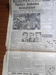 Cumhuriyet Gazetesi - 30 Mart 1951 - Parti ve kabine Cumhuriyet başmakale - Adnan Menderes Demokrat Parti grubunda güvenoyu aldı - 80 imzalı gizli Rey önergesi reddedildi - Kızıl Çin MacArthur'un uzlaşma teklifini reddetti - Çetin savaşlara katılan birliğimizden bir grup harekat esnasında fotoğraf - dini alet ederek yapılan zararlı neşriyata karşı takibat - savcılık Büyük Doğu Sebilürreşad Ve İslamiyet mecmualarındaki yazılar Dolayısıyla harekete geçti - Büyük Doğu mecmuasının son sayısı toplattırıldı - Necip Fazıl Kısakürek - Dışişleri Bakanı Fuat köprülü'nün beyanatı - irtica ve hür fikirleri Yayma cemiyeti'nin beyannamesi -  beklenilen nur doğuyor İslam'ın nuru mecmuası - Senenin En Büyük Filmi Jan Dark Marmara Sinemasında - talebe hareketleri yazan Burhan Felek - Türkiye basketbol birincilikleri - Galatasaray ile Harp Okulu basketbol maçı - Mülkiyeliler Birliği Oyuncuları fotoğraf - bugünkü radyo programı - Madrid elçimiz Esat Altıner'in cenazesi Dün kaldırıldı fotoğraf