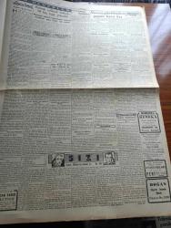 Cumhuriyet Gazetesi - 22 Mart 1942 - Cevapsız Sualler Cumhuriyet Başmakale - Nevruz günü baskı yapan kara kış - karlar altında kalan Galata köprüsü'nün görünüşü - Japon harp tebliği birmanya'da ileri hareket devam ediyor - Amerika'nın muhtelif cephelere sevk ettiği son sistem ağır tanklardan fotoğraf - bomba muhakemesi 1 Nisan'da Ankara ağırceza mahkemesinde başlayacak - Anıtkabir jüri azaları dönüyor - Mısır başvekili Nahas Paşaya bir talebe kurşun attı başvekile bir şey olmadı - şark cephesinden resimler - Taksim sinemasında bugün yıkılan yuva başrolde Fatma Rüştü - arjantina filmi Melek sinemasında - Spengler'in felsefesi yazan Ziyaeddin Fahri - Milli korunma mahkemesi Dün ilk kararını verdi - sızı yazan Mükerrem Kamil Su Yazı Dizisi - bugün Edirne'de yapılacak kır koşusu - Erna Sack'ın Bugünkü Konseri - Şen Şapka Sultanhamamda - bugünkü radyo programı - izona saç sabunu - borsa