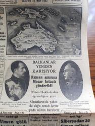 Cumhuriyet Gazetesi - 23 Mart 1942 - nerede yeni cephe yazan Yunus Nadi Başmakale - Anıtkabir projelerinin tetkikleri fotoğraf - İngiliz tayyareleri yanlışlıkla milas'ı bombaladı - İngiltere milas'ın bombalanması konusunda teessürlerini ve tazminat arzusunu tekrar ediyor - Yeni Gine Avustralya Yeni Zelanda Adalarını ve Avustralya'nın askeri limanlarını gösterir harita - Sovyet harp tebliği siberya'dan 20 tümen geliyor - Alman harp tebliği ilmen gölü kesimlerinde haftalardanberi devam eden muharebeler neticelendi - Kars mebusu Hüsrev Sami vefat etti - Balkanlar yeniden karışıyor Rumen sınırına Macar kıtaatı gönderildi - küçük hikaye Sevda nakleden Hamdi Varoğlu - insanlığın kaybettiği büyük bir Sima Nikolas Sokrat Politis yazan Nihat Erim - Cenubi Amerikalılar ve birleşme meselesi yazan Tarık Zafer tunaya - mavi rumba dans ve güzel kadınlar filmi Yarın akşam Sümer sinemasında - İnönü koşusuna hazırlık - Hindu reislerinden Gandi fotoğraf -  Güzide şair Hüseyin Suat Yalçın'ı kaybettik