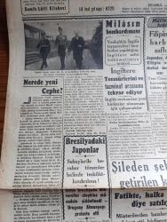 Cumhuriyet Gazetesi - 23 Mart 1942 - nerede yeni cephe yazan Yunus Nadi Başmakale - Anıtkabir projelerinin tetkikleri fotoğraf - İngiliz tayyareleri yanlışlıkla milas'ı bombaladı - İngiltere milas'ın bombalanması konusunda teessürlerini ve tazminat arzusunu tekrar ediyor - Yeni Gine Avustralya Yeni Zelanda Adalarını ve Avustralya'nın askeri limanlarını gösterir harita - Sovyet harp tebliği siberya'dan 20 tümen geliyor - Alman harp tebliği ilmen gölü kesimlerinde haftalardanberi devam eden muharebeler neticelendi - Kars mebusu Hüsrev Sami vefat etti - Balkanlar yeniden karışıyor Rumen sınırına Macar kıtaatı gönderildi - küçük hikaye Sevda nakleden Hamdi Varoğlu - insanlığın kaybettiği büyük bir Sima Nikolas Sokrat Politis yazan Nihat Erim - Cenubi Amerikalılar ve birleşme meselesi yazan Tarık Zafer tunaya - mavi rumba dans ve güzel kadınlar filmi Yarın akşam Sümer sinemasında - İnönü koşusuna hazırlık - Hindu reislerinden Gandi fotoğraf -  Güzide şair Hüseyin Suat Yalçın'ı kaybettik