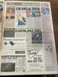 HÜRRİYET TELE VİZYON GÜNLÜK TV GAZETESİ DOĞUM GÜNÜ GAZETESİ - 8 ARALIK 1992 -ZEKİ- metin eleştiriler - Salı neşeniz - Cem  ile Sevda - meral Oğuz - Ayşenur Aslan - Cansu akbel - 93 bütçesi 2 trilyon- binbaşı barbara - bir yaz macerası - perşembenin gelişi - sürpriz tatil - jean gabin jeanne moreau- dora doll- Aydemir akbaş - Canan barlas - serenle erkekler üzerine - Leyla ismier- gülten dayıoğlu- enis fosfosoğlu- günün yıldızları - TRT’de değişen anlayış - mine engez - benim gibi sev - tırmanış - ikili oyunlar - bir yaz macerası - malın gözü - sürpriz tatil - şabancık