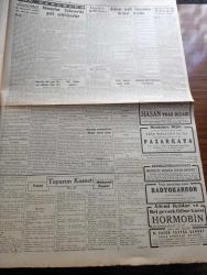 Cumhuriyet Gazetesi - 19 Eylül 1943 - İngiliz politikası yazan Nadir Nadi Başmakale - Almanlar Salernoda geri çekiliyorlar - müttefikler üç küçük adayı işgal ettiler - şimali İtalya'da iç durum yeniden karışıyor - Mussolini dün gece İtalyan milletine hitap etti fotoğraf - yeni gine'de harekata sahne olan bölgeleri gösterir kabartma harita - yeni gine'de lae üssü de zapt edildi - Almanlar Kief'i müdafaaya hazırlanıyor - Yıldız bahçesi dün halka açıldı fotoğraf - Dil iskelesinde yeni yapılan köprüden dün İlk tren geçerken fotoğraf - varlık vergisinden kimler muaf tutulacak - merhum kimyager İbrahim ethem'in cenazesi - Münir Nurettin Selçuk ve Mualla Gökçay Tepebaşı belediye bahçesinde - erkek düşmanı filmi bugün Saray sinemasında - topuzun kısmeti yazan Mahmut Yesari yazı dizisi - birinci sınıf operatör Doktor Cafer Tayyar Kankat - Hayriye Lisesi kayıt ilanı - Raşit Rıza tiyatrosu çemberlitaş sinemasında - Eterna İsveç saati - Universal kronograf saatleri gelmiştir arlon saat mağazası