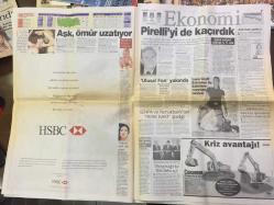 AKŞAM GAZETESİ - 23 EYLÜL 2001 - FAİZ TERÖRÜ LADİN'DEN BETER - DERBİDE GALATASARAY FENERBAHÇE'Yİ 2-0 YENDİ - KADDAFİ'NİN İSTANBUL'DA NAMAZ HAYALİ - FİKRET KIZILOK HAYATINI KAYBETTİ - JULIA ROBERTS - AJDA PEKKAN - İETT ZAMMINA ÖFKE - AŞK ÖMRÜ UZATIYOR - PİRELLİ'Yİ DE KAÇIRDIK - LARA CROFT - PİYASALAR ENKAZ ALTINDA - ANAYASA MARATONU - AKP'DEN ERKEN SEÇİM HAZIRLIĞI - ECEVİT'TEN BUSHA DESTEK MEKTUBU - FAHRİYE ERDAL, DURSUN KARATAŞ, İSA ALTSOY, KATİLLERİ İSTİYORUZ - DOKTORLAR BİLE İŞSİZ - GALATASARAY BAYRAMI - DENİZ GÖKÇE - DÜNYA KONTAKT KAPATTI - FBI BİNASINA SİLAHLI SALDIRI