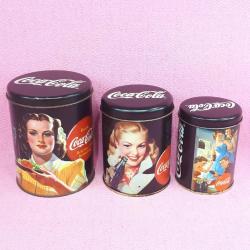RETRO GÖRÜNÜMLÜ COCA-COLA 3 FARKLI BOY TENEKE KUTU SETİ