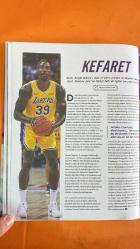 SOCRATES DÜŞÜNEN SPOR DERGİSİ - KASIM 2019 SHANE LARKIN - MARC MARQUEZ - ROBERTO FIRMINO - STEFAN EDBERG - ERROL BULUT - BRAD STEVENS - KIM CLIJSTERS - DWIGHT HOWARD - MARCEL HIRSCHER - BUSE NAZ ÇAKIROĞLU - DAMIAN LILLARD - SERDAR ŞENKAYA - GÖZDE MİMİKO TÜRKKAN - MARADONA - CHE GUEVARA - MUSTAFA KEMAL ATATÜRK - MICHAEL LAUDRUP - ASIF KAPADIA - SIMON HUGHES - FATİH DEMİRELİ - MALI SELIŞIK - ALEXIS MENUGE - CİHAT GEMİCİ - EMRE GÜRKAYNAK - KAAN KURAL - CANER ELER - UĞUR OZAN SULAK - ILHAN ÖZGEN - BAŞAK CAN - TANJU BARAN - EMRE YAZICIOĞL - OZAN CAN SÜLÜM - ŞEVKET FURKAN ERBAY - KAAN DEMİREL - ARHAN ATA PILAVOĞLU - TAN MORGÜL - ERCAN TANER - RUHAT AKKUŞ - SENCER YÜCEL - SOCIATES DERGİ - DÜŞÜNEN SPOR DERGİSİ - SAYI 56 - REPSOL - PASİFİK OFSET - TBWA\ISTANBUL - KUPUR CREATIVE - NBA SEZON REHBERİ - LAVER KUPASI - DOHA 2019 - KEFARET - BEN BU AY NEREDEYDİM - KARIŞIK KASET - UZATMALAR - 142 SAYFA