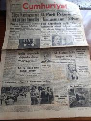 Cumhuriyet Gazetesi - 22 Aralık 1947 - bütçe komisyonunda ileri sürülen temenniler - polis ve jandarmanın motorize olması lüzumu belirtildi - Demokrat Parti Recep Peker'in açık konuşmasını istiyor - Fuat köprü'nün suali Hürriyet kahramanı olmak isteyen tecrübeli ve olgun kimseler kimlerdir - Sadık Aldoğan'ın teşrii dokunulmazlığı - Prenses Nilüfer İstanbul'a geldi - Galatasaray ile Fenerbahçe 2-2 berabere kaldı fotoğraf - stadyum kapısında karaborsa bilet satışı fotoğraf - Türk kooperatifçilik Kongresi açıldı - işçilerimiz Komünizmi telin ettiler - fuzuli'nin mezarı Yazan İsmail Hami Danişment - Namık Kemal'i anma töreni - şehrazatın doğuşu yarın akşam Sümer sinemasında - çapamarka salebi - Türk Ticaret Bankası - Hoover elektrik süpürgesi - Doktor Hasan Avşar kulak burun boğaz mütehassısı - bugünkü radyo programı - İstanbul Belediyesi Şehir Tiyatroları dram kısmında iki başlı kartal komedi kısmında İpekçi merhum - good year lastikleri - tek tip ekmek satışı bugün başlıyor
