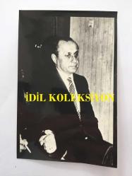 GAZİNOCULAR KRALI FAHRETTİN ASLAN'IN ORİJİNAL AJANS BASIMI 2'Lİ FOTOĞRAF SETİ - 18 x 12 cm EBADINDA -  FAHRETTİN ASLAN MAHKEMEDE DURUŞMA ANINDA AVUKATLARIYLA OTURURKEN ÇEKİLMİŞ 2 FARKLI KARE