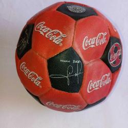 Dönem coca cola futbol topu