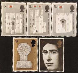 +++ İNGİLTERE GALLER PRENSİ CHARLES ve KALESİ     1969     - DAMGASIZ