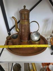 AVRUPA FLAMAN TARZI EL İŞİ PİRİNÇ SÜSLEMELİ BAKIR ÇAY KAHVE TAKIMI VABELUX DAMGALI