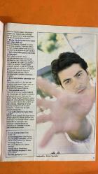 17 YAŞ DERGİSİ - 30 EYLÜL 2002  VATAN ŞAŞMAZ - BEYAZ - SİNAN ÖZEN - AYSUN ÖZ - SİBEL CAN - ERKAN SEVENLER  BEDAVA STICKER - TEST ARKADAŞINIZIN AŞKINA ASILIR MISINIZ - ES-DERM ESTETİK MERKEZİ - YÜZDE 10 İNDİRİM - DOBRA DOBRA - ZAYIFLAMAK İSTİYORSUNUZ - 256 ERKEK TİPİ VARMIŞ - MANİKÜR SETİ - İDEAL TÜRK GENCİ - SABAH ŞEKERİ - STAND-UP - SİNEMA FİLMİ - TEK KİŞİLİK GÖSTERİ - ÖTEKİ YÜZÜM GRİ - AZINLIK RAPORU - SUN SET - ARMANİ CAFE - BEBEK KORU KAHVESİ - ÇEŞME SHERATON - FENERBAHÇE - MAVİ GÖZLÜ ESMER - ARMANİ - CARTE D’OR SELECTION - POLARIS - JORDAN T42 - ORIFLAME BELIEVE - SİYAH NOKTA VE SİVİLCE - SİR AĞDA - KAŞ ŞEKİLLENDİRME - BİR GENÇ KIZIN GÜNLÜĞÜ - İLETİŞİM FAKÜLTESİ - GENÇLİK VE SİYASET - SÜSLÜ KOKONALAR - TİCARET ADAMLARI - DOMUZ TİPİ - 24 SAYFA