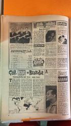 PAZAR AKTÜALİTE, SİNEMA, TİYATRO, MİZAH DERGİSİ - SAYI 168 - 13 ARALIK 1959 - TIJEN PAR - AUT VILMAR BABBELİ - NİHAT AKCAN - YILDIZ KENTER - URBAN KEMAL - ERMAN KARDEŞLER - TURGUT OMALAY - CELİN - GÜLİSTAN GUZEY - KAMİL CEMALİ - NERİMAN KÖKSAL - NERİMAN ESEN - OZEAN ARKOE - ERGUN OTUNA - TEVHİT - SADRİ ALIŞIK - SEZER SEZİN - KENAN ARTUN - KENAN PARS - LEYLA SAYAR - FERİDUN KARAKAYA - GÖNÜL BAYHAN - SUNAY USLU - AYHAN IŞIK - BELGİN DORUK - TURGUT OZATAY - ŞÜKRAN SABUNCU - LATİF AKAD - AGAH HUN - NEJAT SEYDAM - COLPAN İLHAN - MUHTEREM NUR - REBE YURDAKUL - ERSUN - GULDEREN ECE - KEMAL KAN - FARUK SEZGİNER - FAİK COŞKUN - REKİN AKPOLAT - FARUK KENG - ZEKİ MÜREN - AYFER FERAY - HAYRİ ESEN - ZİYA METİN - NUBAR TERZİYAN - AHMET TARIK TEKÇE - OSMAN F SEDEN - KRİTON İLIADİS - BEHTAL PALM - UĞUR BAŞARAN - SALİH TOZAN - FERİDUN HASAN - ZOHAL DALDAR - ROGER VADIM - BRIGITTE BARDOT - CURD JURGENS - CHRISTIAN MARQUAND - GEORGES POUJONTY - JEAN-LOUIS TRINTIGNANT - KIRIK PLAK - SON BESTESL - 20 SAYFA