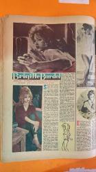 PAZAR AKTÜALİTE, SİNEMA, TİYATRO, MİZAH DERGİSİ - SAYI 199 - 17 TEMMUZ 1960 - BRIGITTE BARDOT - KADRİ YURDATAP - REHA YURDAKUL - PERVİN PAR - NEJAT SAYDAM - MAHİR ÖZERDEM - SEMİH SERLİ - EKREM DORA - SÜREYYA DURU - NÜZHET BİRSEL - ÖZDEMİR BİRSEL - YÜKSEL - NURİ ERGÜN - NİGAN HANÇER - LEYLA ALTIN - ARSLAN ALTIN - SEZER SEZİN - KENAN ARTUN - NURHAN NUR - ATİF YILMAN - FERİDUN KARAKAYA - MEMDUH YULAN - HÜSEYİN KASİ - GAZANFER ÖZCAN - RAUF ULUKUT - DENİZ UYGUNER - MUHTEREM NUR - YILMAZ DURU - NUUFER DURU - İHSAN TOMAÇ - SALTUK KAPLANGİ - MEHMET ÖZELTİ - NECDET TOSUN - GÖKSEL ARSOY - KADİR SAVUN - EFGAN ELEKAN - NURAY ÇALA - GÜLİSTAN GÜZEY - SADAMAN AYSAN - OKTAY DURUKAN - EROL TAŞ - HULUSİ KENTMEN - HAYATİ HAMZAOĞLU - SUPHİ KANER - SEMİH SEZER - FATMA GİRİK - SABİHA İZET - NUSRET ÖZKAYA - ÖMER FARUK - BENGİN ARDA - FAHRİ DANIŞMAN - ORT ELMAS - CAHİT GÜNAL - NURAY USLU - BAKİ TAMER - NEVZAT OKÇUĞLU - RENAN FOSFORNE - HİKMET SERÇE - MUHTEŞEM DUR - HÜSNÜ CANTÜRK - HAYRETTİN İT - N  - 20 SAYFA