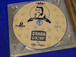 ORHAN GENCEBAY İLE BİR ÖMÜR  32 SANATÇI 33 ESER MÜZİK CD  ( 2 CD )