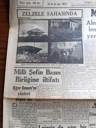 Cumhuriyet Gazetesi - 5 Birincikanun (Aralık) 1943 - Eğer Smuts'ın sözleri doğru ise yazan Nadir Nadi Başmakale - zelzele mıntıkasından ilk resimler ılgaz'da yıkılan binalar ve felaketzede halka yapılan yardım - Milli Şef İsmet İnönü'nün basın birliğine iltifatı - müttefik kararları - Almanya'ya karşı harp şiddetlenecek - Kahire konferansından bir fotoğraf Amerika ve Çin Cumhur reisleri bir arada  - Smolensk Kesiminde 4 gün evvel başlayan büyük Sovyet taarruzu kar fırtınasına rağmen devam ediyor - Leipzig de ağır bir baskına uğradı - ithale cephesinde taarruz kızıştı - yugoslavya'da Mareşal Tito başkumandan oldu - Cemal Nadir karikatür -  haftanın şakaları yazan Burhan Felek - Spritizmanın doğumu ve bir din oluşu Profesör Doktor M. Şekip Tunç - Lig maçlarının İkinci devresi bugün başlıyor - Fenerbahçe stadında Vefa Anadolu Hisarı maçı - Şeref stadında Galatasaray Kasımpaşa maçı - Aşkın doğuşu yazan Peride Celal Yazı Dizisi - Şimal dalmaçya Adaları hırvatlar elinde - Müzeyyen Senar Işıl