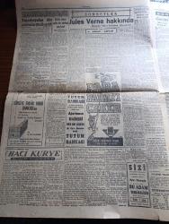 Cumhuriyet Gazetesi - 9 nisan 1955 - emeklilere de ikramiye verilmesi düşünülüyor - basına dair yeni kanun teklifi - Mimar Sinan anıldı - genç takımımız dün macarlara 3-0 yenildi fotoğraf - Türk ve Lübnan Devlet reisleri savarona'nın güvertesinden donanmayı seyrederken fotoğraf - Adnan Menderes ve Lübnan başvekili yassıada'da fotoğraf - gerekirse Kıbrıslı Türkler silaha da sarılacaktır - İstanbul konservatuvarı şehir korosu İtalya'ya gidiyor fotoğraf - Kıbrıs Türk kurumları Federasyonu Başkanı faiz kaymak - Hacı Kurye Yazanlar Nihal Karamağaralı ve Va Nü yazı dizisi - Jules Verne hakkında yazan A. Adnan Adıvar - cinsiyet değiştirmek isteyenler çoğaldı - otel yazan Burhan Felek - Galatasaray Emniyet maçı - lig maçları için istenen İngiliz hakem gelmiyor - sarışın şeytan başrolde Gina Lollobrigida Şan sinemasında - şehir tiyatrosunda hava parası oyunu - 1954-1955 Yunus Nadi mükafatı en güzel fikir yazısı - dünya karikatürleri - Ziraat Bankası - Steyr dizel traktörleri
