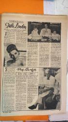 PAZAR AKTÜALİTE, SİNEMA, TİYATRO, MİZAH DERGİSİ - 26 ŞUBAT 1961 - SAYI: 231 - PARLİYAN - LONDON - PROFESÖR SCHWEITZER - VIVI BACH - MUHTEREM NUR - BELGİN DORUK - ORHAN GÜNSİRAY - GÖKSEL ARSOY - AYHAN IŞIK - LEYLA SAYAR - SUNA PEKUYSAL - ESEN GOREMEN - SAZİYE MORAL - MEMDUH ÜN - OSMAN F SEDEN - SÜHA DOĞAN - AHMET TARIK TEKÇE - TOLGA TİĞİN - TUNCEL KURTİZ - OĞUZ OKTAY - RENGİN ARDA - EROL GÜNAYDIN - METİN SEREZLİ - LALE BELKİS - NECDET AYBEK - EROL KESKİN - HENRIK IBSEN - JEAN ANOUILH - J ARDEN - YILDIZ KENTER - MÜSTİK KENTER - SÜKRAN GÜNGÖR - SADRİ ALIŞIK - GENCO ERKAL - EKİN KARDAM - KAMRAN YÜCE - ÇİĞDEM SEBAK - COLPAN İLHAN - MARCEL ACHARD - WILLIAM GIBSON - TÜRKAN SORAY - MUSİLA KAYNAK - NEVZAT PESEN - ZEYNEP DEĞİRMENCİOĞLU - TURGUT OZATAY - SENİH ORKAN - ATİF YILMAZ - ORHAN GÜNSİRAY - NURHAN NUR - AHMET MEKİN - KENAN PARS - MUZAFFER NERİOĞLU - SALİH TOZAN - AGAH HÜN - ALLYE RONA - ÜLKÜ ERAKALIN - EVRİM FER - MÜMTAZ ENER - SUNA PEKUYSAL - HULUSİ KENTMEN - NEVİN AYPAR - LEY - 16 SAYFA