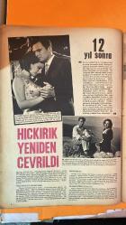 PAZAR AKTÜALİTE, SİNEMA, TİYATRO, MİZAH DERGİSİ - 11 ARALIK 1965 SAYI: 481 HÜLYA KOÇYİĞİT - EDİZ HUN - MUZAFFER TEMA - NEDRET GÜVENÇ - KARTAL TIBET - RESİT GURZAP - YETVART YERESYAN - HULUSİ KENTMEN - TEMEL KARAMAHMUT - NURİ ALTINOK - FATMA BİLGEN - ALTAN KARINDAŞ - NEJAT SAYDAM - HÜSEYİN KUTMAN - ORHAN GÜNŞİRAY - TAMER YİĞİT - SEZER SEZİN - SELMA GÜNERİ - FIGEN SAY - YILMAZ GÜNEY - NEBAHAT ÇEHRE - SUZAN AVCI - VASFİ UÇAROĞLU - KERİME NADİR - AHMET MEKİN - LEYLA SAYAR - CİRE ASEPTINE - HOOVER - ŞINGIRDAK MELAHAT - KOLLA KENDİNİ BEBEK - VURUN KAHPEYE - HICKIRIK - KANLI MEYDAN - DİŞİ JAMES BOND -  HASBİ TEMBELER KARİKATÜRÜ - GENÇ KIZ KALBİ KARİKATÜRÜ - DOKTOR KİLDER KARİKATÜRÜ - BONCUK KARİKATÜRÜ - 16 SAYFA