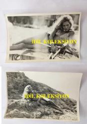 YEŞİLÇAM'IN DEĞERLİ OYUNCUSU HÜLYA TUĞLU'NUN ORİJİNAL 15'Lİ FOTOĞRAF SETİ - 18 x 12 cm EBADINDA - HÜLYA TUĞLU DENİZ KENARINDA MAYOSUYLA GÜNEŞLENİP POZ VERİRKEN ÇEKİLMİŞ 15 FARKLI KARE