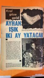 PAZAR AKTÜALİTE, SİNEMA, TİYATRO DERGİSİ - 14 MAYIS 1966 SAYI: 503 - OYA TARI - MINE SOLEY - BURHAN APAYDIN - NİLÜFER AYDAN - NECMİ BEY - AKIN ERKAN - PERVİN PAR - ÇOLPAN İLHAN - SADRİ ALIŞIK - LEYLA TUNCA - GÖNÜL YAZAR - TUĞRUL - FİLİZ AKIN - TÜRKER İNANOĞLU - SUPHİ TEKNİKER - CÜNEYT ARKIN - FATOŞ - NEŞE - AYHAN IŞIK - EROL TAĞ - İZZET GÜNAY - BELGİN DORUK - MEMDUH ÜN - EDİZ HUN - METİN ERKSAN - HULKİ SANER - SUAT YALAZ AKTÜALİTE - SİNEMA - TİYATRO VUR EMRİ - GENÇ KIZLAR - GÜLLÜ GELİYOR GÜLLÜ - KARATECİ KIZ - GÜLÜZAR - ZEHRA - ÇİLE - TANRI MİSAFİRİ - SEZERCİK ASLAN PARÇASI - AYRILIK - YUMURCAĞIN TATLI RÜYALARI - AYŞECİK BAHAR ÇİÇEĞİ - HAYATIM SENİNDİR - GÜLLÜ - MAVİ EŞARP - GÖNÜL HIRSIZI - BÜTÜN ANNELER MELEKTİR - SENİ SEVMEK KADERİM - FADİME CAMBAZHANE GÜLÜ - YAĞMUR - BİR GENÇ KIZIN ROMANI - TATLI MELEĞİM - KEZBAN ROMA'DA - ANKARA EKSPRESİ - KALBİMİN EFENDİSİ - KADER BAĞLAYINCA - YABAN GÜLÜ - YUVASIZ KUŞLAR - ATEŞLİ ÇİNGENE - SONBAHAR RÜZGARLARI - UYKUSUZ GECELER - YARALI  - 16 SAYFA