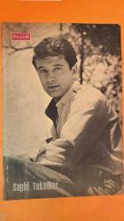 PAZAR AKTÜALİTE, SİNEMA, TİYATRO DERGİSİ - 7 MAYIS 1966 SAYI: 502 SUPHİ TEKNİKER - FİKRET HAKAN - SEVİNÇ PEKİN - GÖNÜL TURGUT - TAMER YİĞİT - SEVDA FERDAĞ - TANJU OKAN - NURAN AKSOY - GÜREL ÜNLÜSOY - JULIE CHRISTIE - DON BESSANT - LEE MARVIN - ÖMER ŞERİF AKTÜALİTE - SİNEMA - TİYATRO DÖNME DOLAP - DARLING - DR. JIVAGO - THE DIRTY DOZEN - CAT BALLOU - DOCTOR ZHIVAGO - LAWRENCE OF ARABIA - İBRAHİM BEY VE KURAN'IN ÇİÇEKLERİ - VUR EMRİ - SÖYLEYİN GENÇ KIZLARA - GÖNÜL HIRSIZI - ZAVALLILAR - AĞRI DAĞI EFSANESİ - AH GÜZEL İSTANBUL - KADINIM - HASRET - ÖYLE SARHOŞ OLSAM Kİ - DOSTLARIM - KEMANCI - MAÇA DOLMUŞ - İKİ YABANCI - KUNDURAMA KUM DOLDU - 16 SAYFA