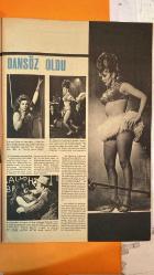 PAZAR AKTÜALİTE, SİNEMA, TİYATRO DERGİSİ - 12 MART 1966 SAYI: 494 KUZEY VARGIN - HÜLYA KOÇYİĞİT - MELEK KOÇYİĞİT - MUZAFFER NEBIOĞLU - PAKİZE NEBIOĞLU - SEMRA SAR - DURDAĞ SAR - SELMA GÜNERİ - NERİMAN GÜNERİ - NERİMAN KÖKSAL - LÜTFİYE KÖKSAL - SUZAN AVCI - BEHİYE AVCI - NEBAHAT ÇEHRE - MÜZEYYEN POYRAZ - LEYLA SAYAR - HANDAN SAYAR - FİLİZ AKIN - LEMAN AKIN - FAHRİYE TAMKAN - EVRİM FER - TÜRKAN ŞORAY - MELİHA ŞORAY - ORHAN GÜNŞIRAY - RÜŞHAN ADLI - SEVİNÇ PEKİN - FERUDUN KETE - CÜREKLİBATUR - EKREM BORA - GÜLSÜN KAMU - HASAN KAZANKAYA - AYHAN IŞIK AKTÜALİTE - SİNEMA - TİYATRO DÖNME DOLAP - UÇSUZ - YOSMA - CUMARTESİ SENİN PAZAR BENİM - TAŞ BEBEK - KADER YOLCULARI - DERT BENDE - OYUN BİTTİ - FERYAT - GÜLŞAH KÜÇÜK ANNE - EVİCİLİK OYUNU - NAZLI İLE EMİR - SAPIK KADIN - SON GÜN SON GECE - SÖZDE KIZLAR - KIZLAR SINIFI YARIŞIYOR - POP - TOKALON PRETTY QUICK - 16 SAYFA