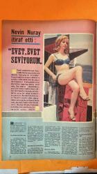 PAZAR AKTÜALİTE, SİNEMA, TİYATRO DERGİSİ - SAYI : 509 25 HAZİRAN 1966 - NEVIN NURAY - ATILLA ERGÜN - ÖZTÜRK SERENGIL - TUNCA AKSOY - MEFTUN OLGAÇ - ŞEPKE - TIK TAK TIKI TIKI TAK - TOKALON SOL - SUPER SOL - SOL MOUSSE - HELIODERMOL - MAURICE CHEVALIER JANRINDA SAHNE KOMIKLIĞI - YENIDEN DOĞUŞ - SERENGIL MANGIRAJJ - SEVGILI KELLER - NEVIN NURAY GELIRSE AŞKA - BAŞLANGIÇTA ÇAPKIN GÜLÜŞ - EVLILIĞI DÜŞÜNMÜYORDU AMA - HEP AYNI TERANE - CEYDA SADIKOĞLU - SALIH GÜNEY - GENÇ KIZIN BIR DE MERCEDES'I OLURSA - YENI AŞK - PAZAR SALIH GÜNEY'I YAKALADI - TELEOBJEKTIFLE TESPIT EDILEN AŞK - YEŞILÇAM SOSYETESI - GÜZEL BIR HAZIRAN SABAHI - 16 SAYFA